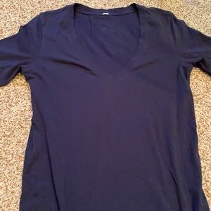 Lululemon Tshirt